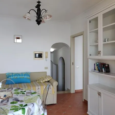 Pleasant With Charming Sea View Appartement Positano