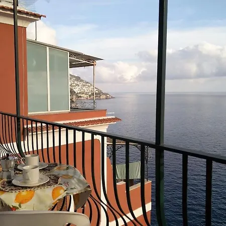 Apartman Pleasant With Charming Sea View
